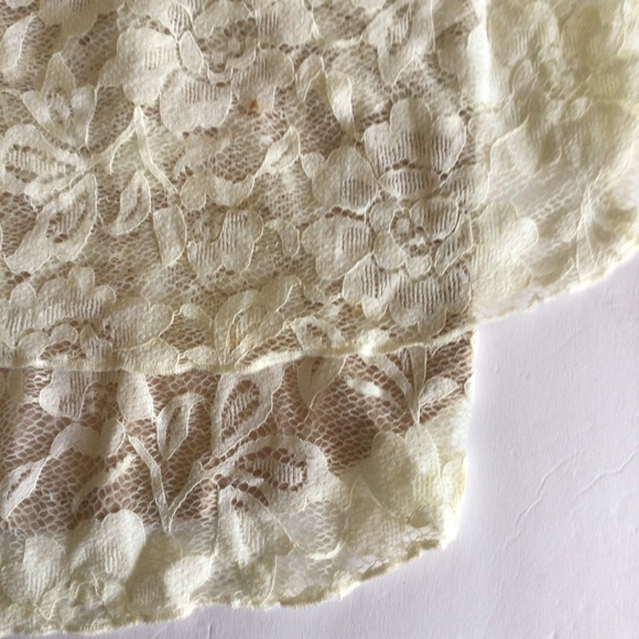 EXPRESS WHITE LACE CAGED FRONT CAMISOLE MEDIUM - Picture 11 of 11